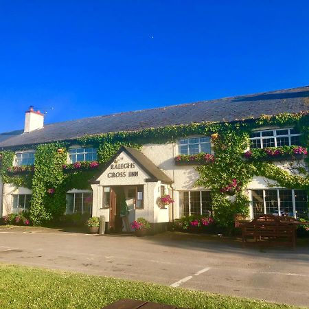Raleghs Cross Inn Clatworthy エクステリア 写真