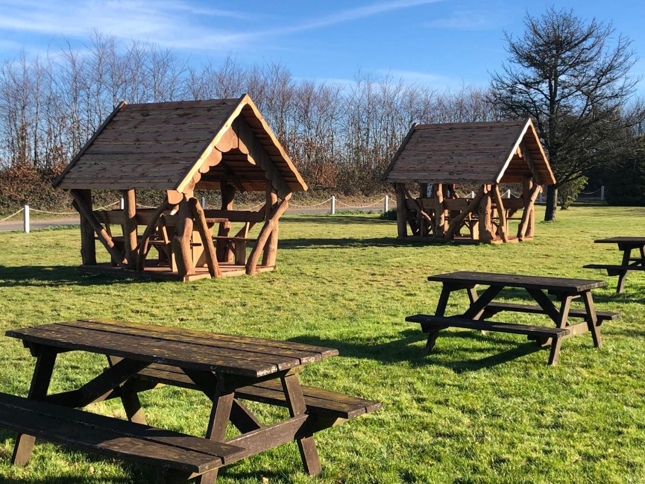 Raleghs Cross Inn Clatworthy エクステリア 写真